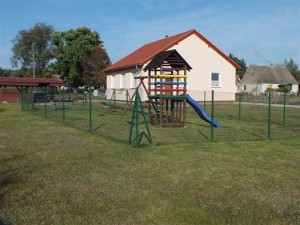 Chojnów, Dachów – ogrodzenia 